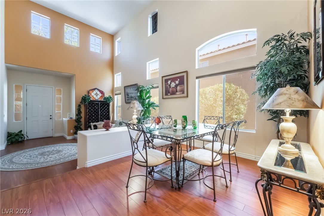 5909 Lingering Breeze Street Las Vegas NV 89148
