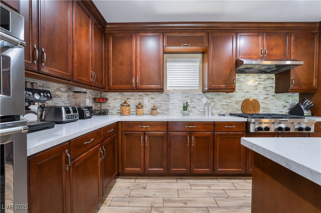5976 Stewart Avenue Las Vegas NV 89110
