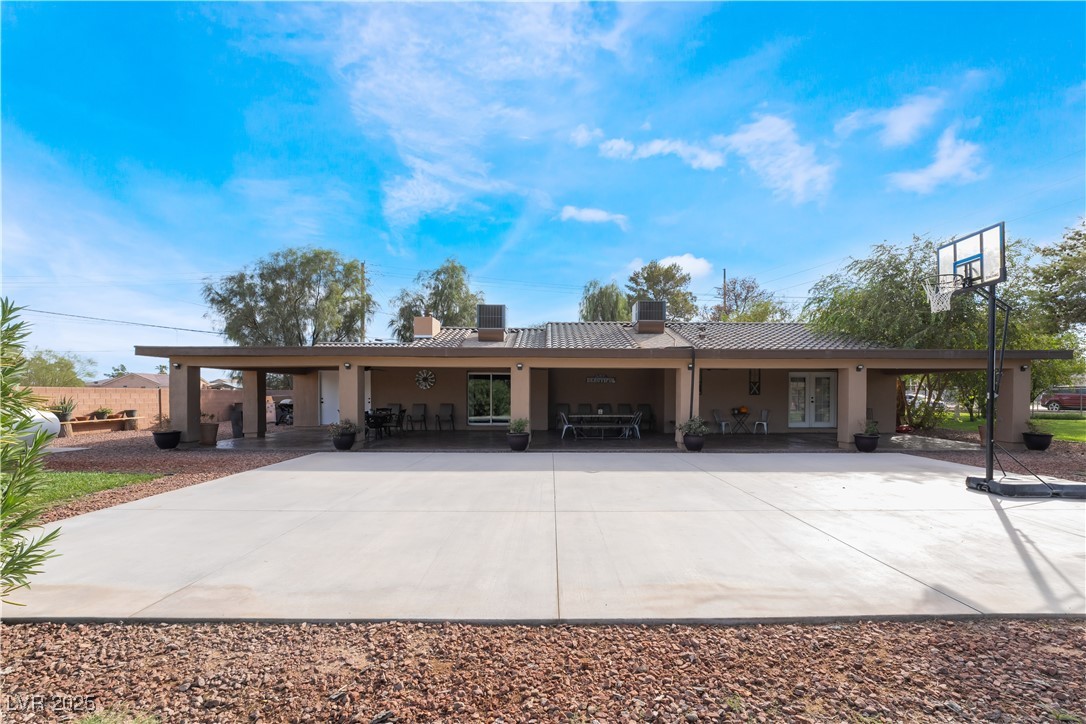 5976 Stewart Avenue Las Vegas NV 89110