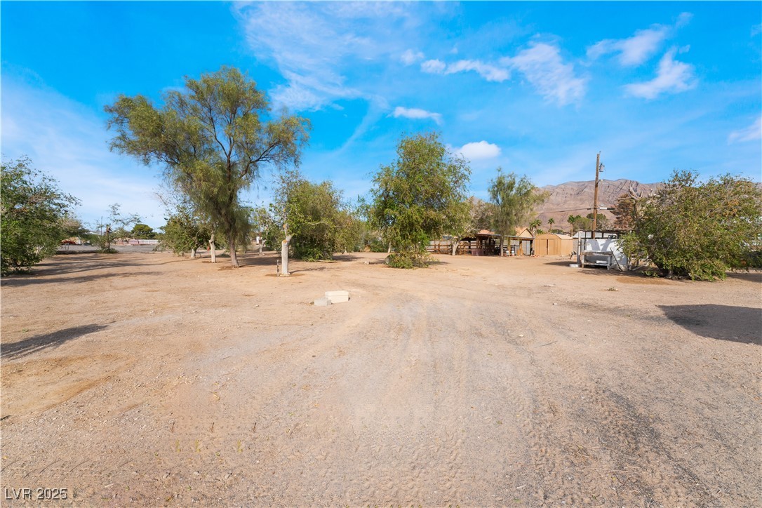 5976 Stewart Avenue Las Vegas NV 89110