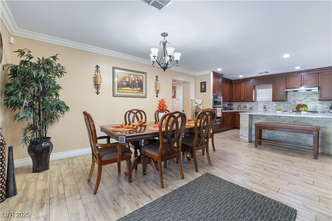 5976 Stewart Avenue Las Vegas NV 89110
