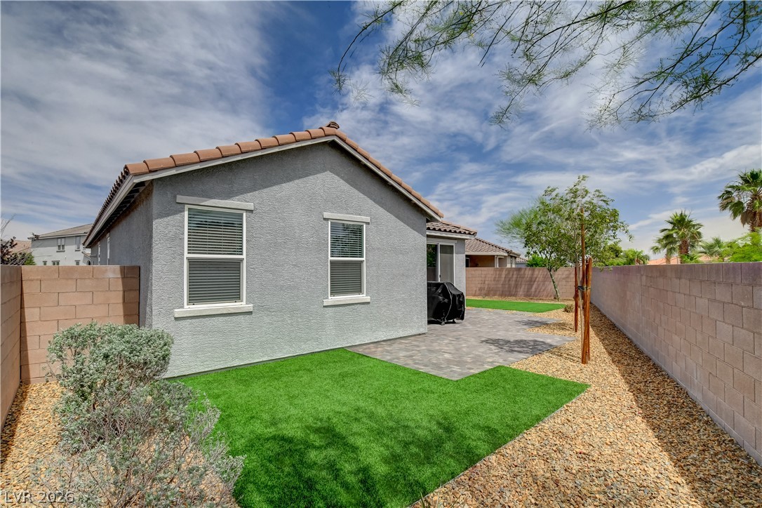 5976 Bruselas Street Las Vegas NV 89113