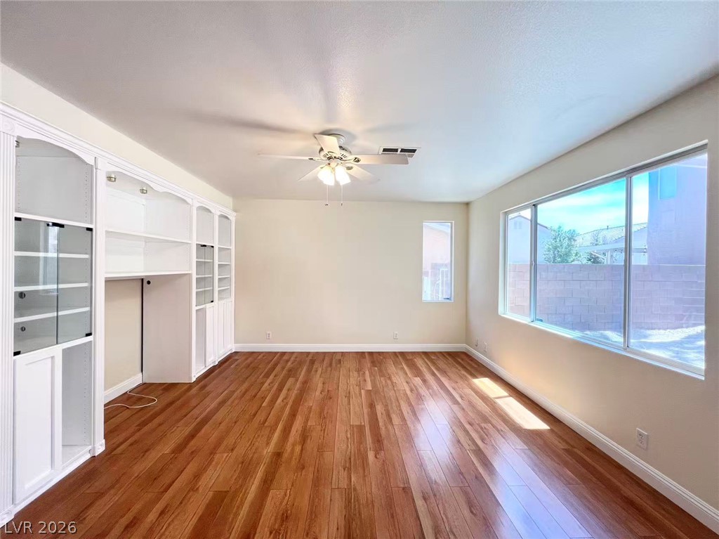 9891 Ridge Hill Avenue Las Vegas NV 89147