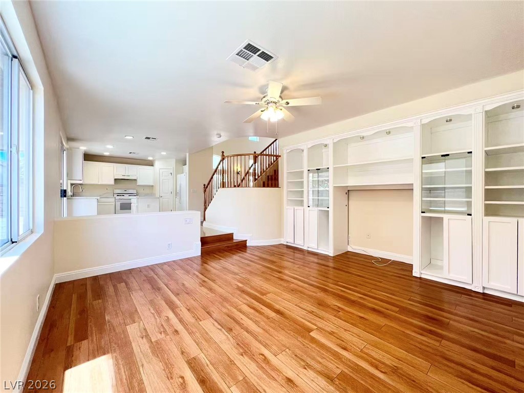 9891 Ridge Hill Avenue Las Vegas NV 89147