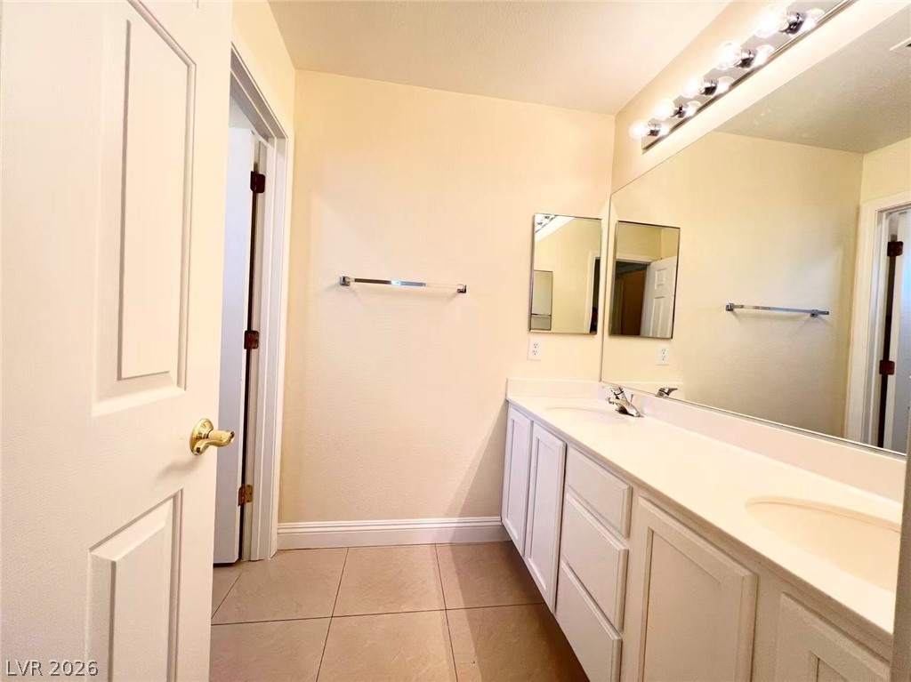 9891 Ridge Hill Avenue Las Vegas NV 89147