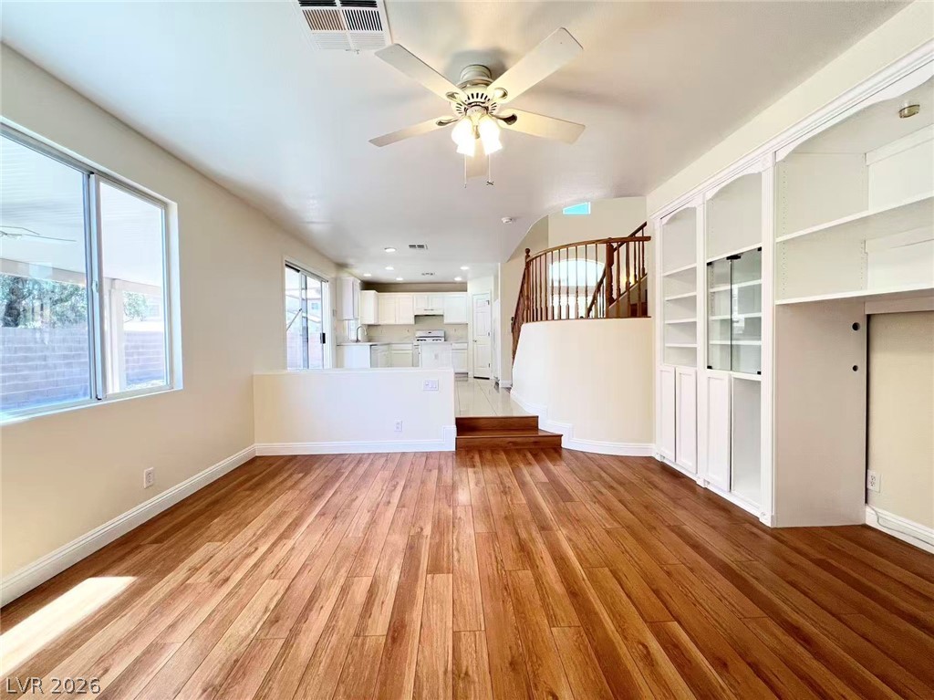 9891 Ridge Hill Avenue Las Vegas NV 89147