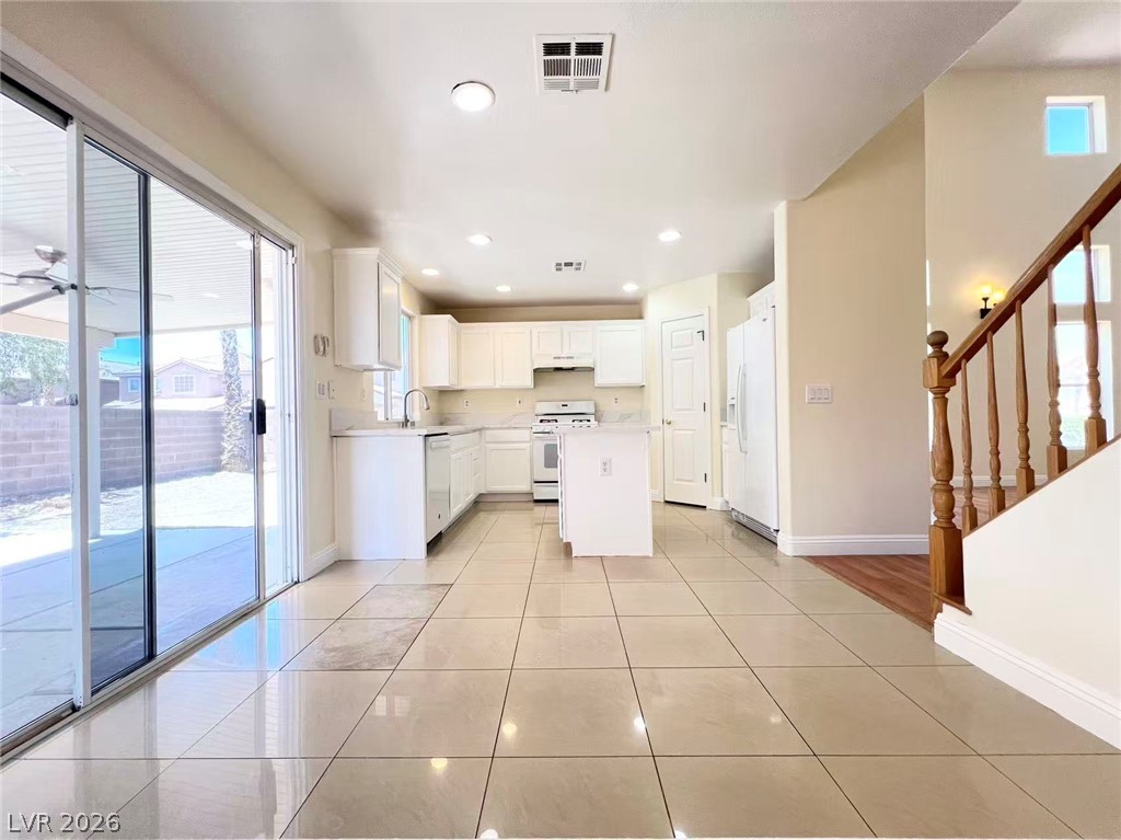 9891 Ridge Hill Avenue Las Vegas NV 89147