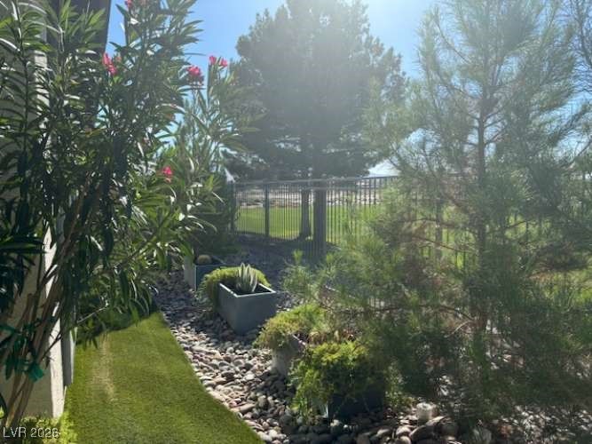 4521 East Cactus Canyon Drive Pahrump NV 89061