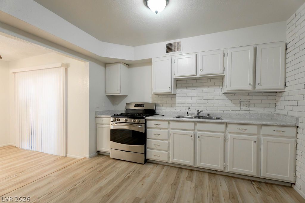 3945 Visby Lane Las Vegas NV 89119