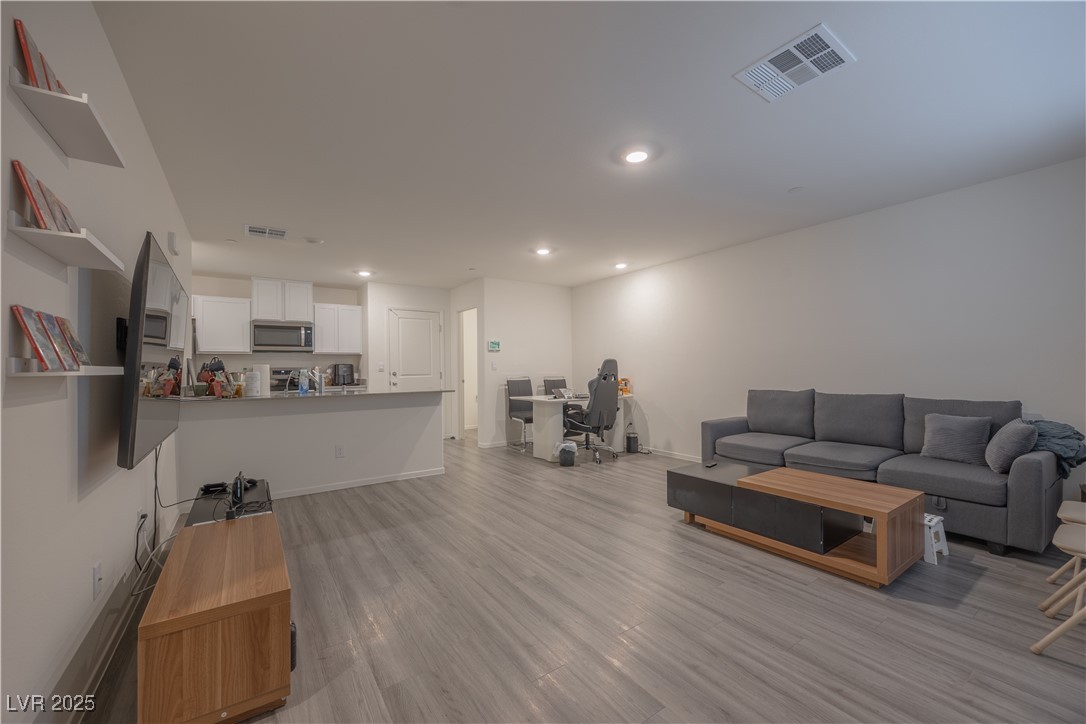4841 Wine Ridge Avenue Las Vegas NV 89141