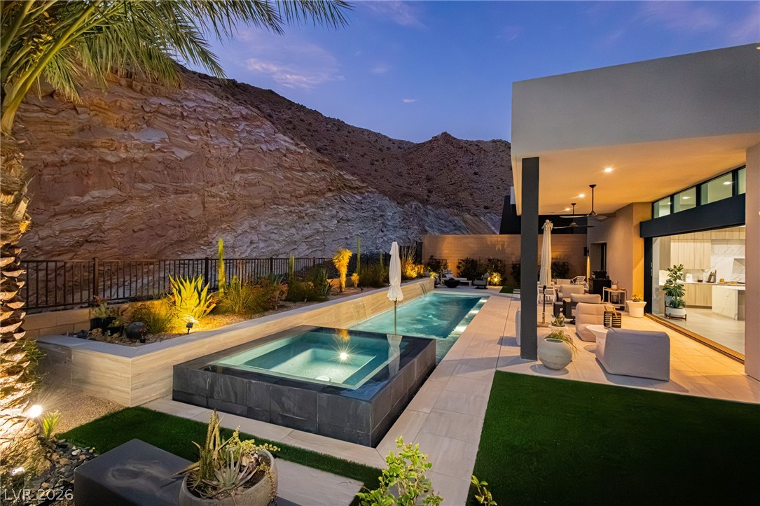 21 Sand Star Lane Henderson NV 89011