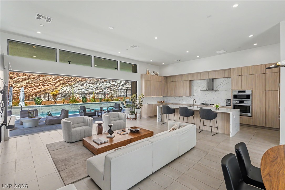 21 Sand Star Lane Henderson NV 89011
