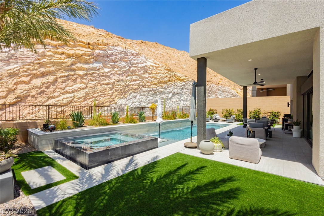 21 Sand Star Lane Henderson NV 89011
