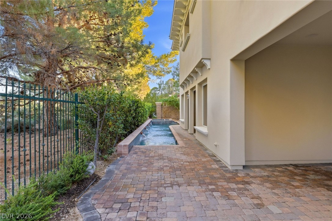 12056 Royal Dolnoch Court Las Vegas NV 89141