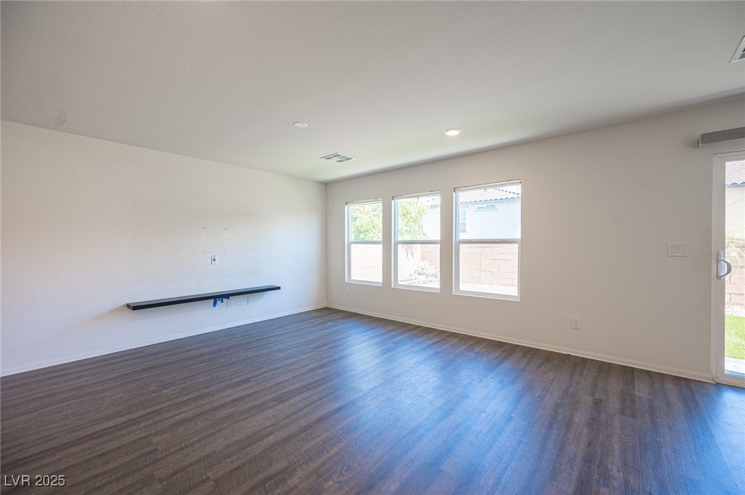 5548 Anshan Street Las Vegas NV 89148