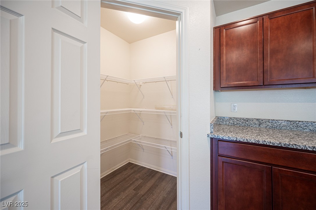 5548 Anshan Street Las Vegas NV 89148