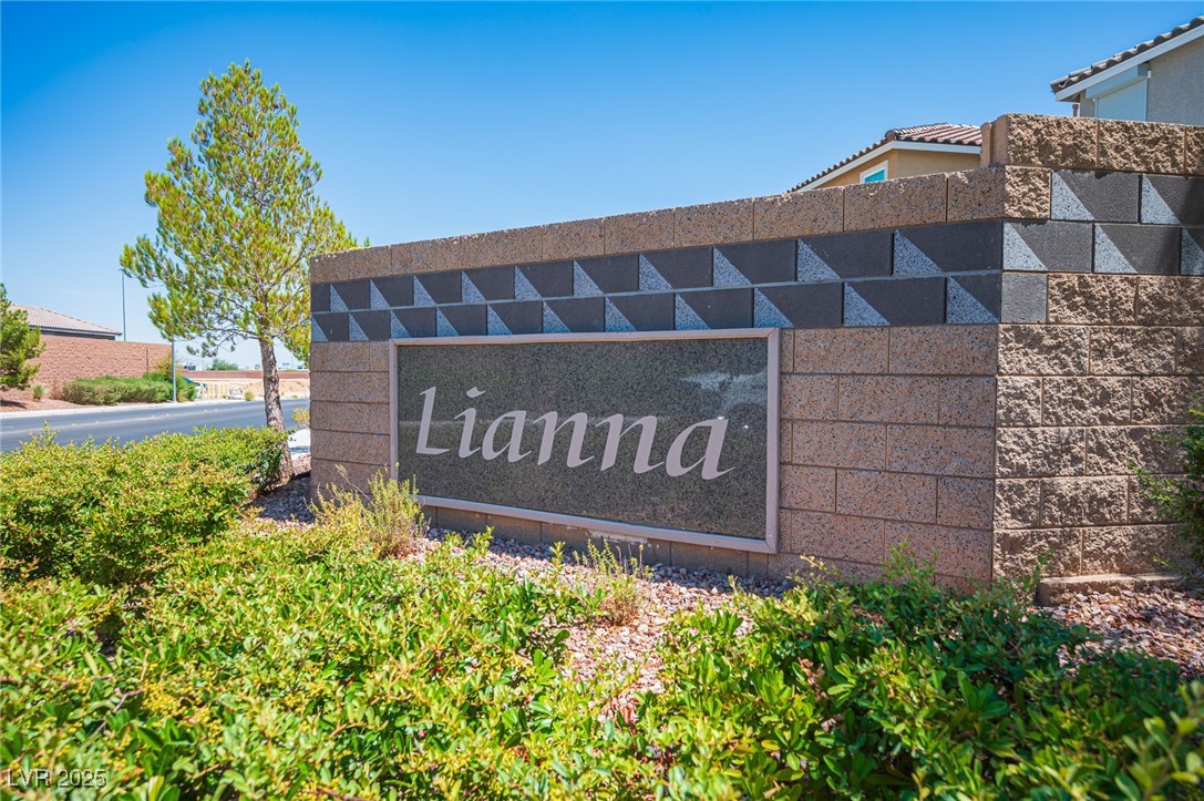 5548 Anshan Street Las Vegas NV 89148