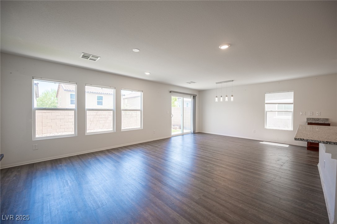 5548 Anshan Street Las Vegas NV 89148