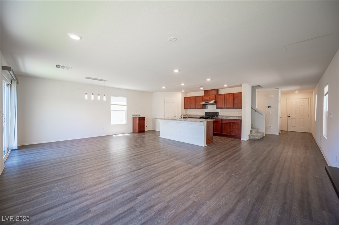 5548 Anshan Street Las Vegas NV 89148