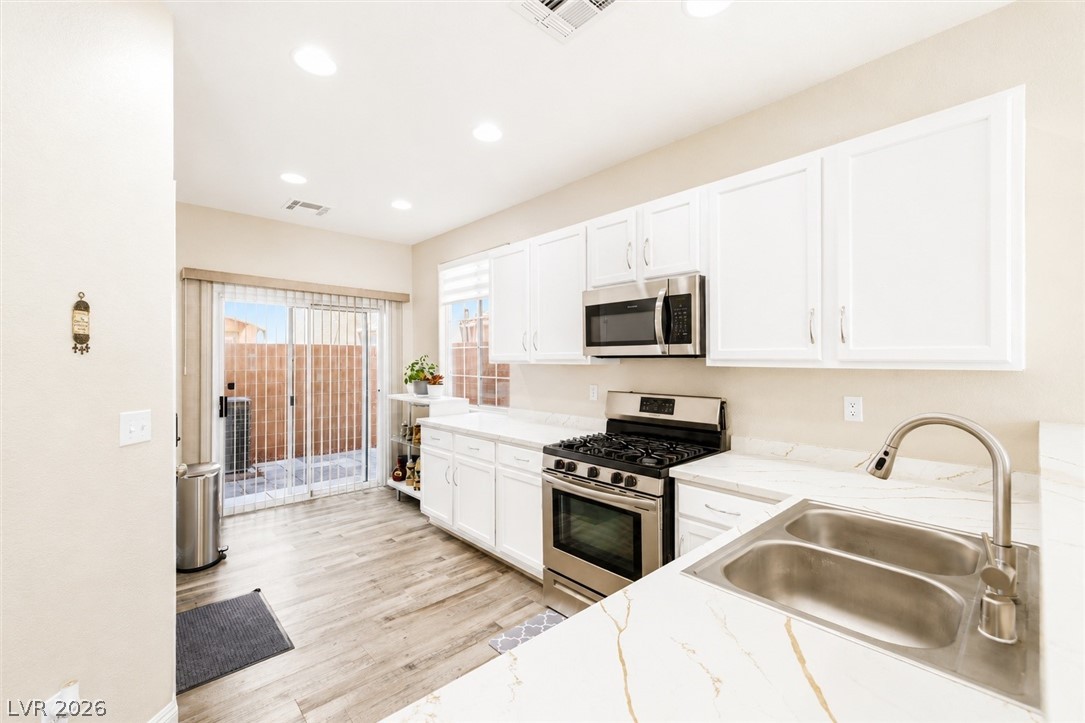 7940 Violet Dawn Street Las Vegas NV 89149
