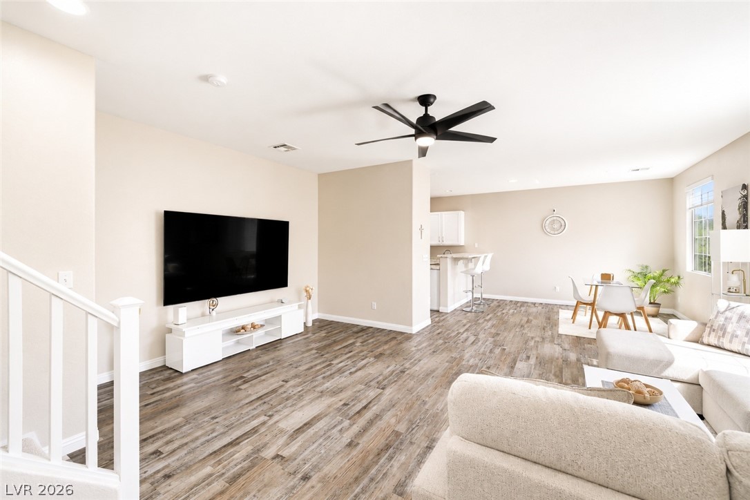 7940 Violet Dawn Street Las Vegas NV 89149