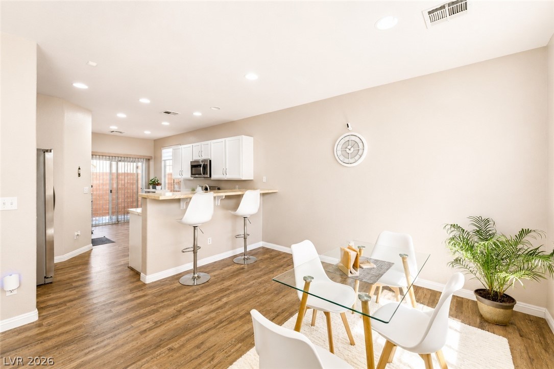 7940 Violet Dawn Street Las Vegas NV 89149
