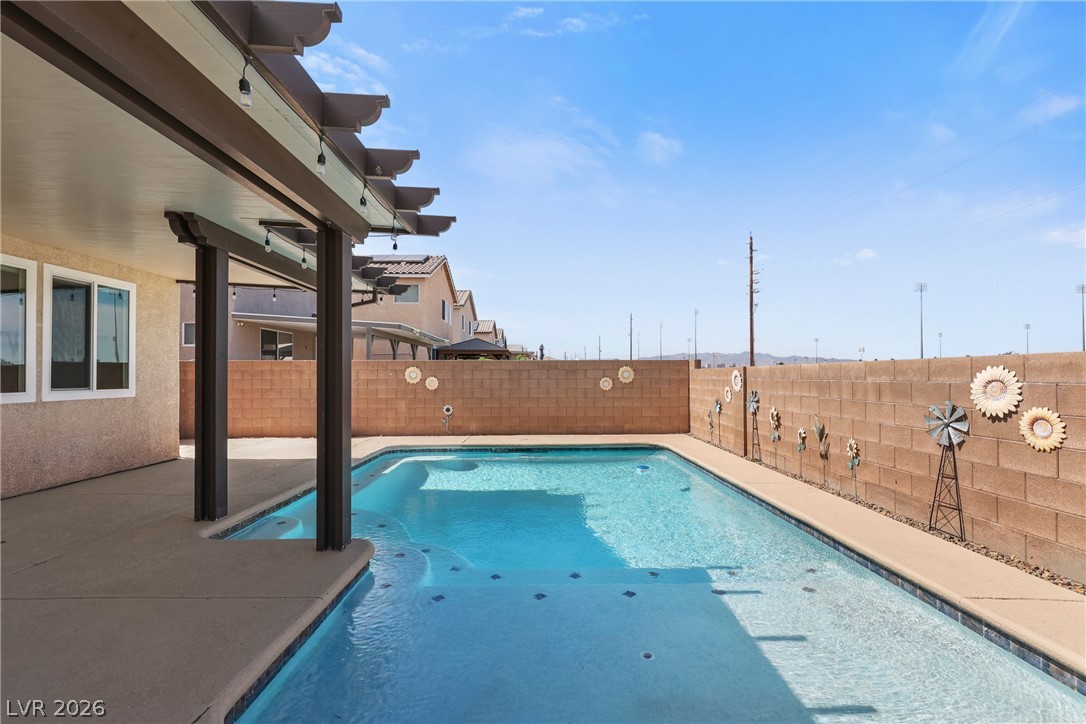 7066 Shimmering Avenue Henderson NV 89011
