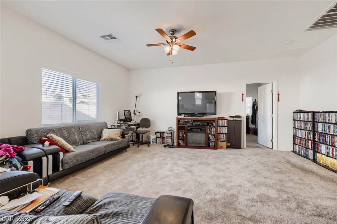 5716 Port Douglas Court Las Vegas NV 89113