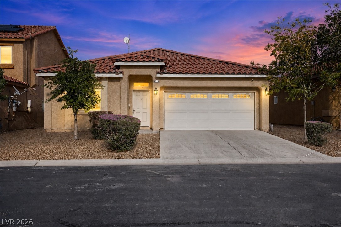 5716 Port Douglas Court Las Vegas NV 89113