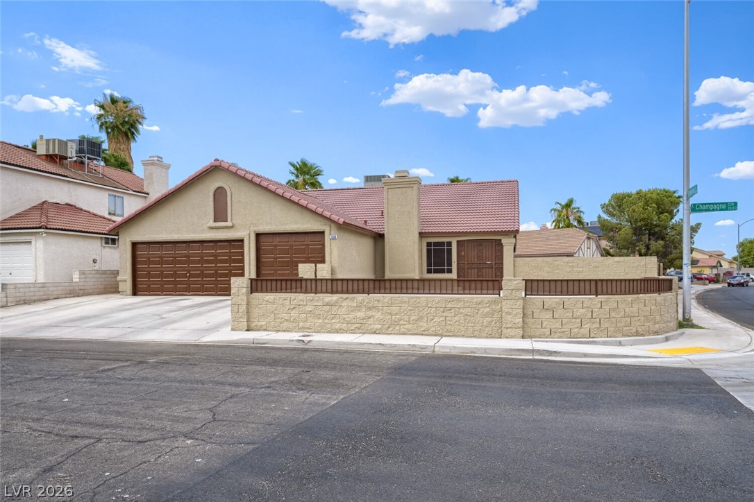 1548 Champagne Circle Las Vegas NV 89119