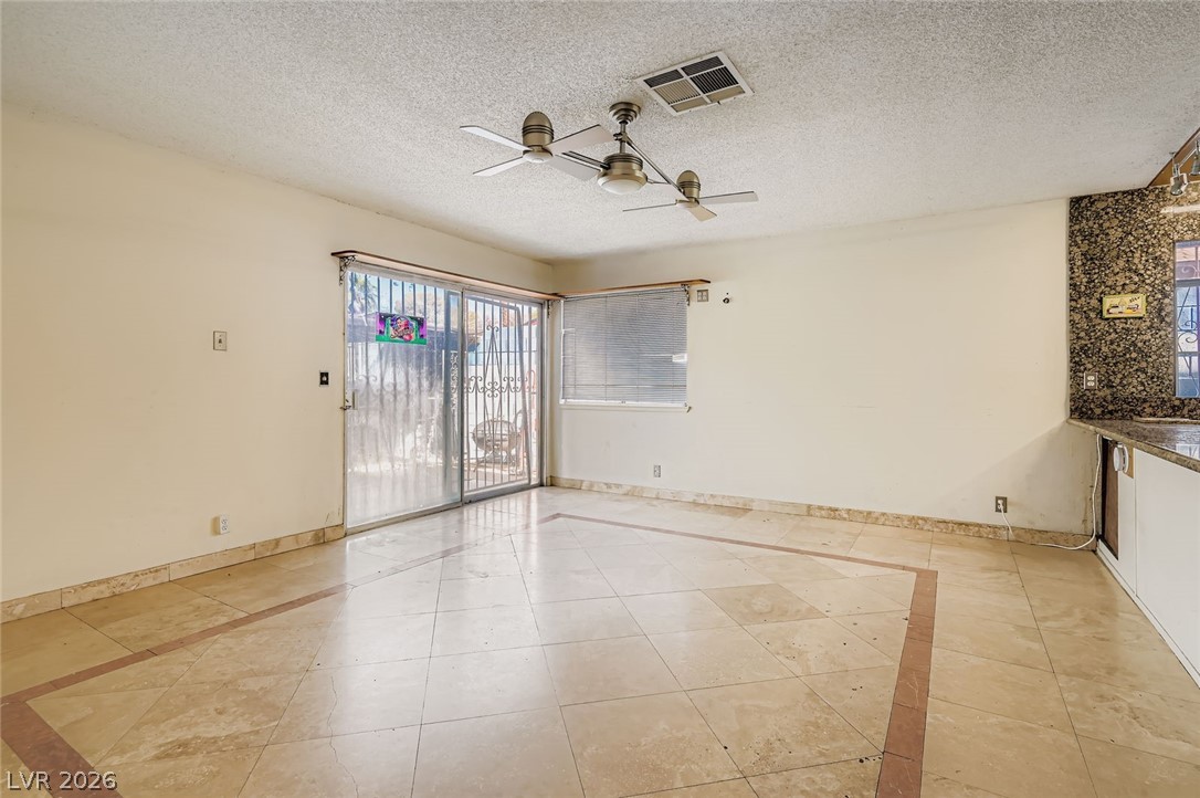 4723 Desert Vista Road Las Vegas NV 89121