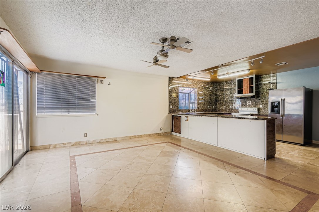4723 Desert Vista Road Las Vegas NV 89121