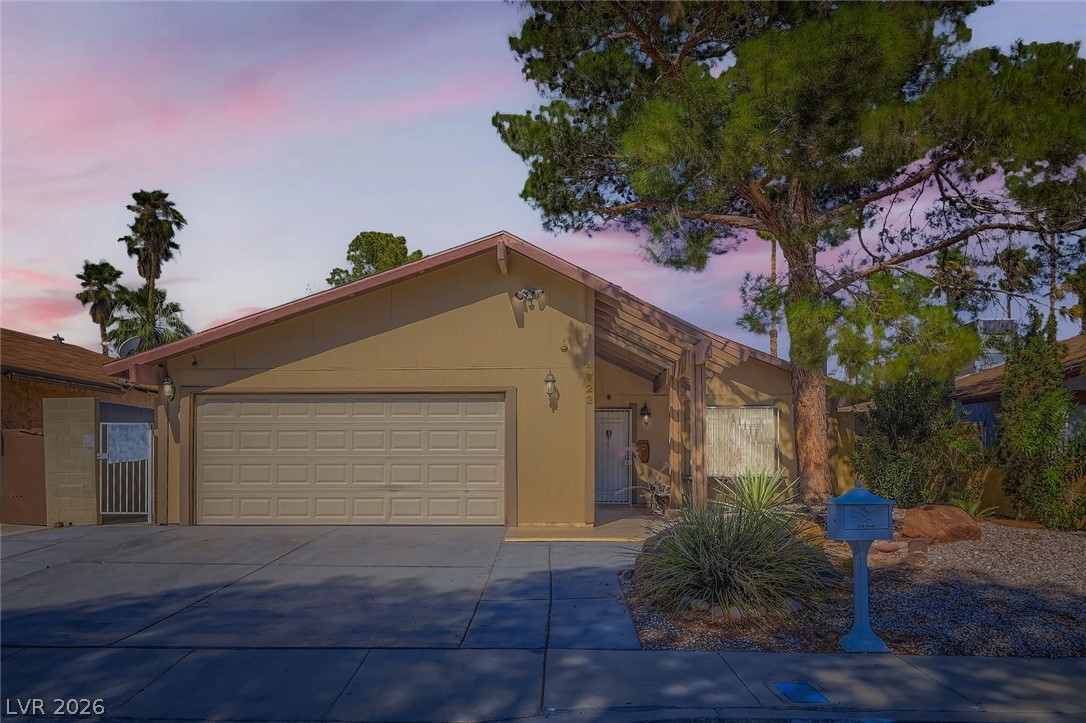 4723 Desert Vista Road Las Vegas NV 89121