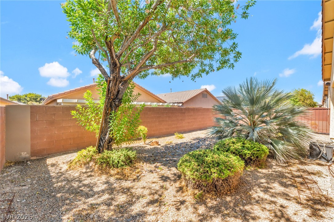 5887 Corbin Las Vegas NV 89122