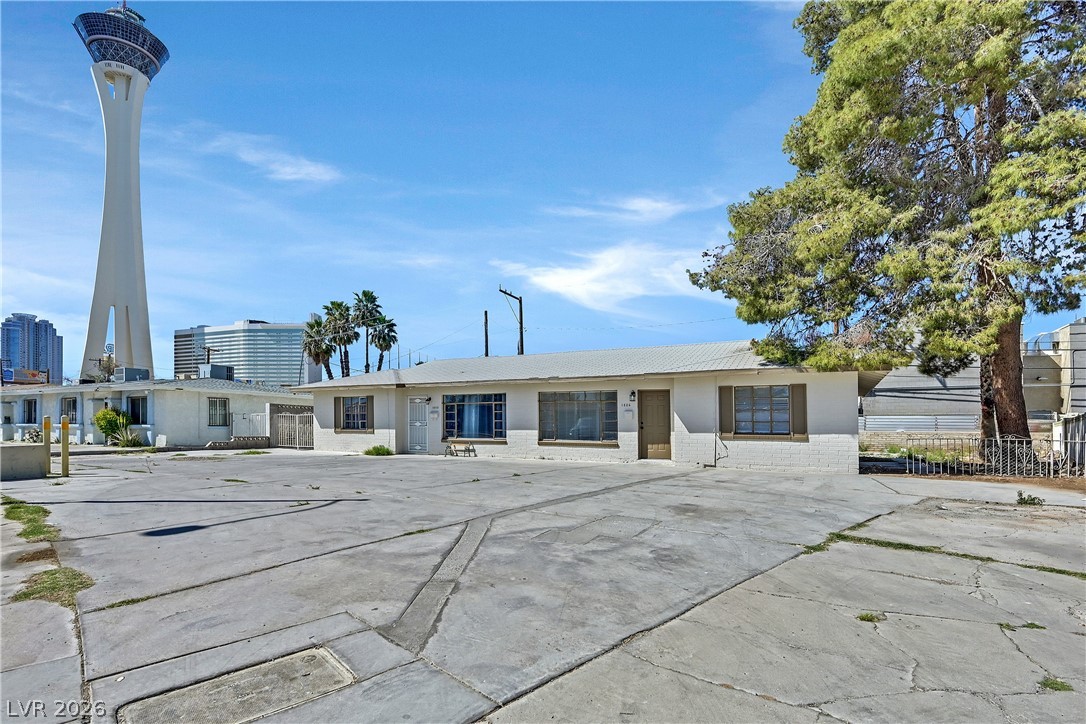 1808 Weldon Place Las Vegas NV 89104