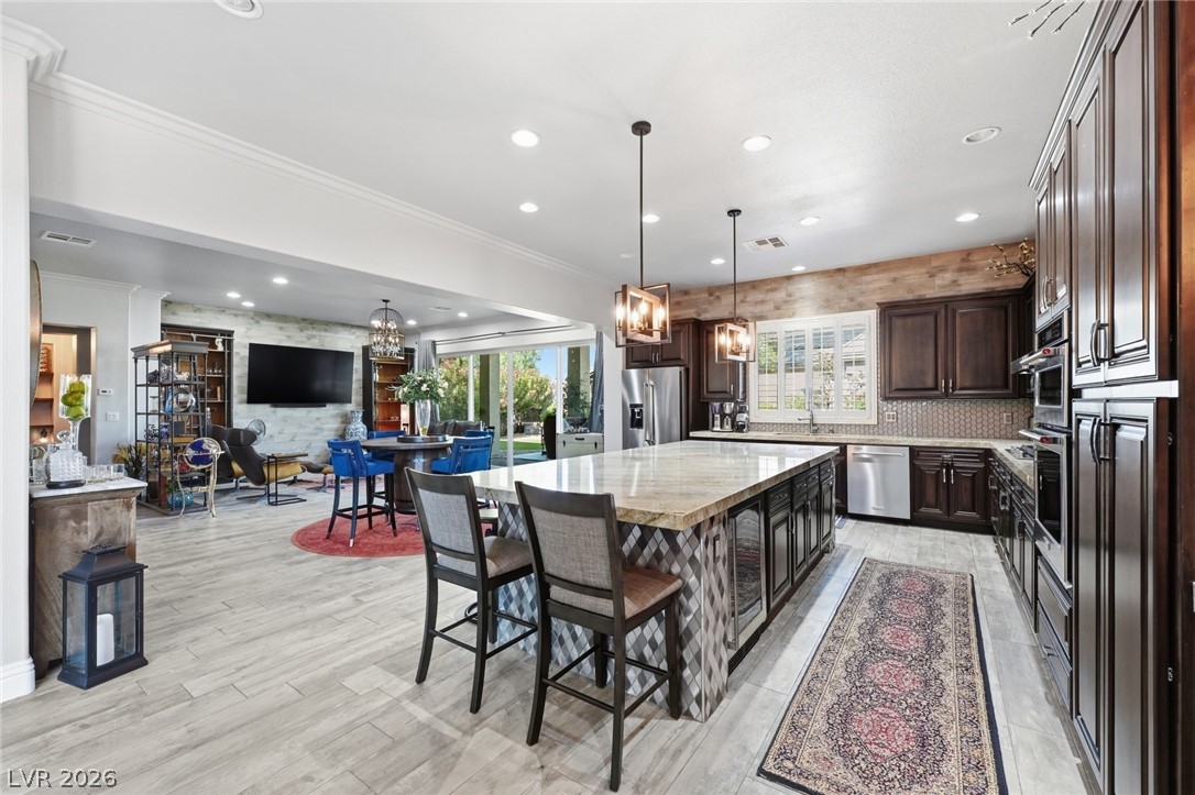 8713 Long Winter Court Las Vegas NV 89131