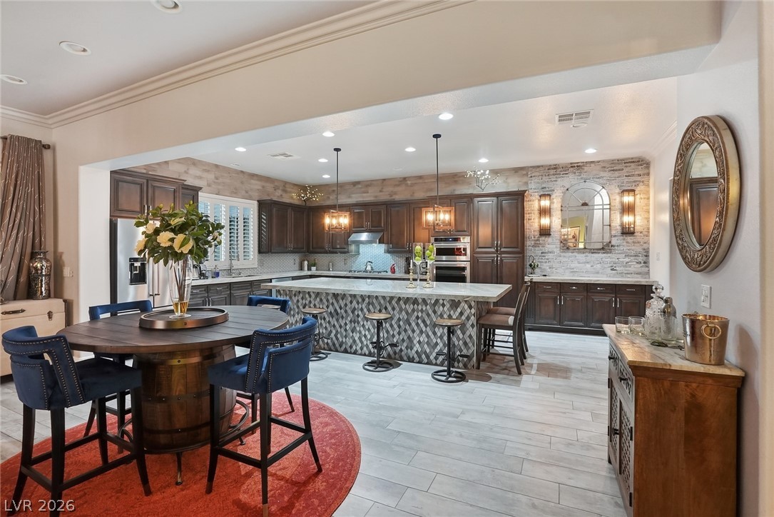 8713 Long Winter Court Las Vegas NV 89131