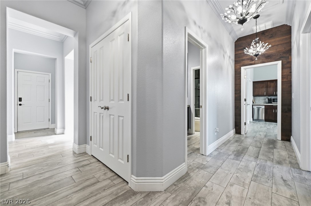 8713 Long Winter Court Las Vegas NV 89131
