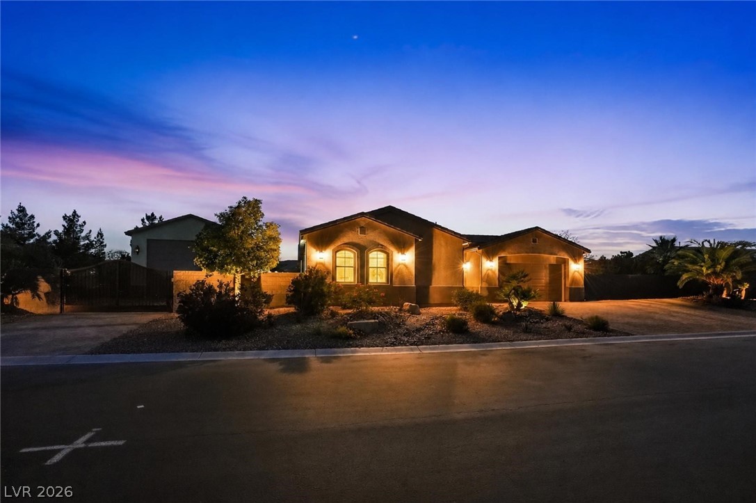 8713 Long Winter Court Las Vegas NV 89131