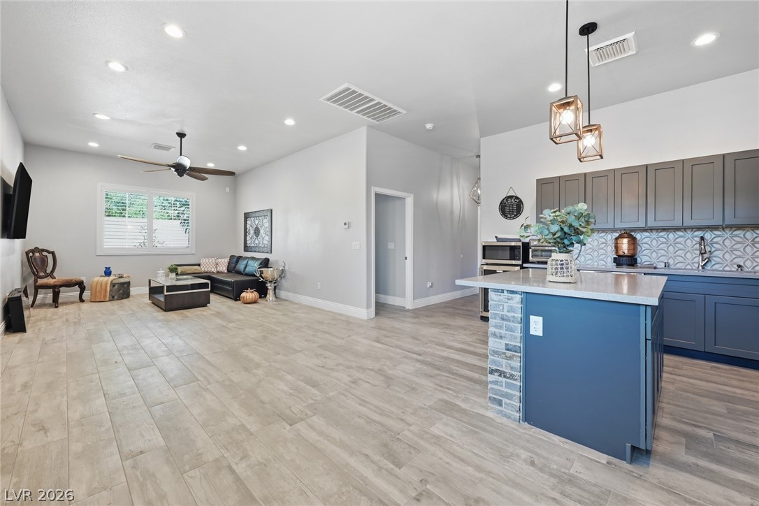 8713 Long Winter Court Las Vegas NV 89131