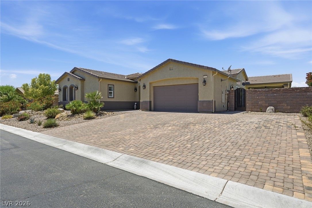 8713 Long Winter Court Las Vegas NV 89131