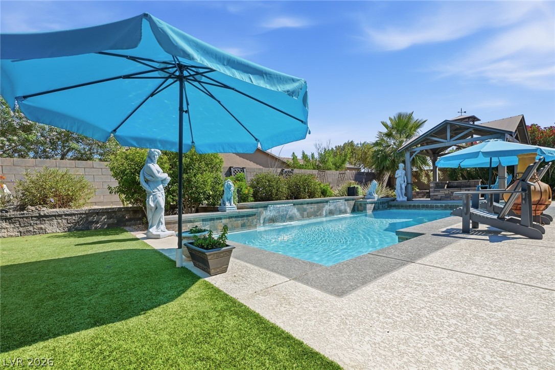 8713 Long Winter Court Las Vegas NV 89131