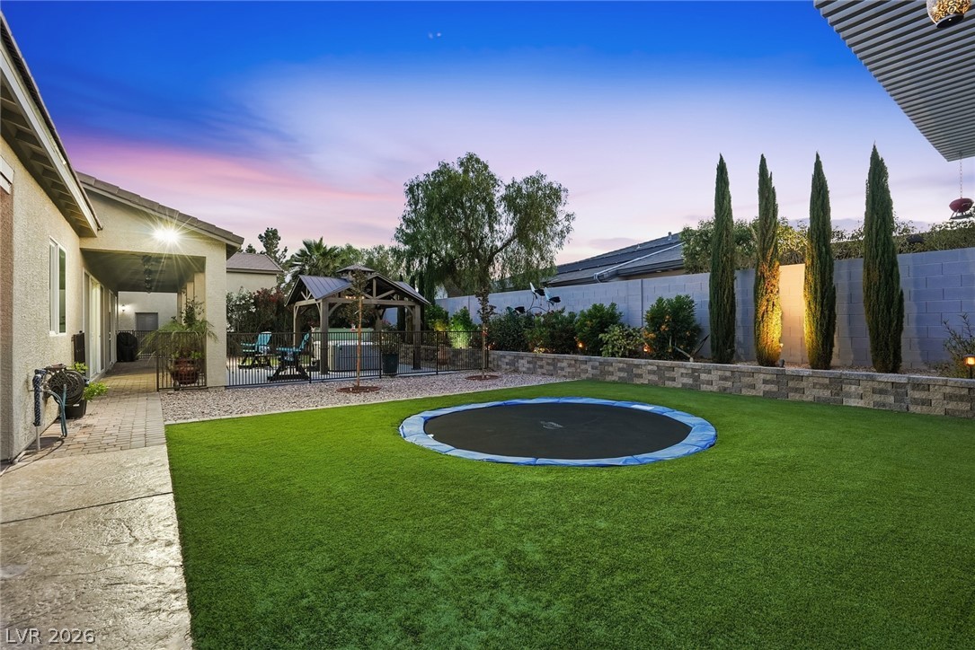 8713 Long Winter Court Las Vegas NV 89131