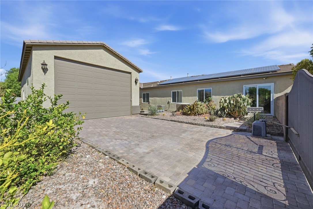 8713 Long Winter Court Las Vegas NV 89131