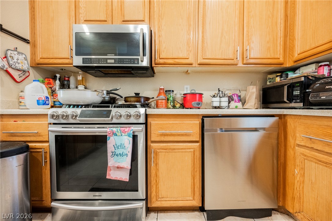 1541 Tillman Falls Avenue Las Vegas NV 89183