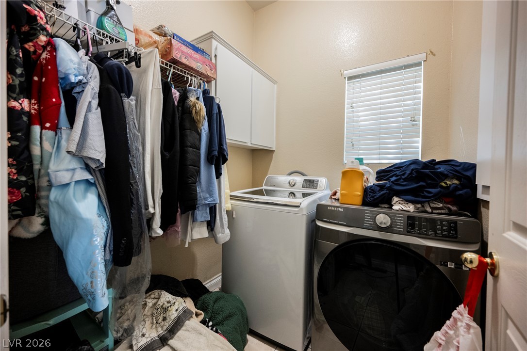 1541 Tillman Falls Avenue Las Vegas NV 89183