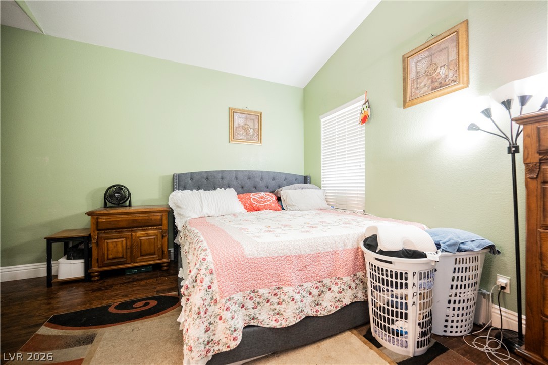 1541 Tillman Falls Avenue Las Vegas NV 89183