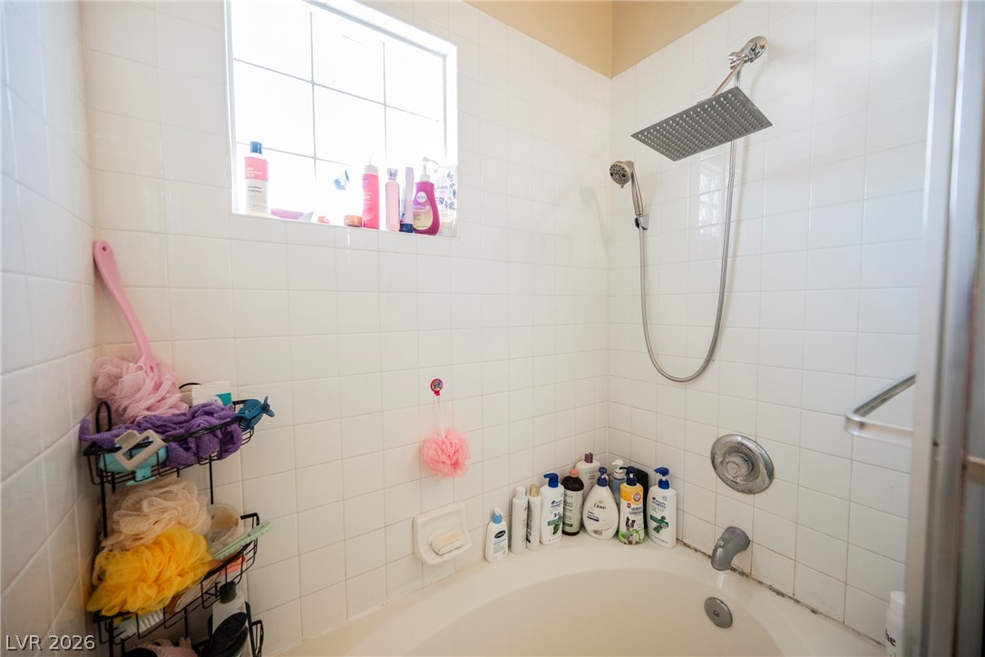 1541 Tillman Falls Avenue Las Vegas NV 89183