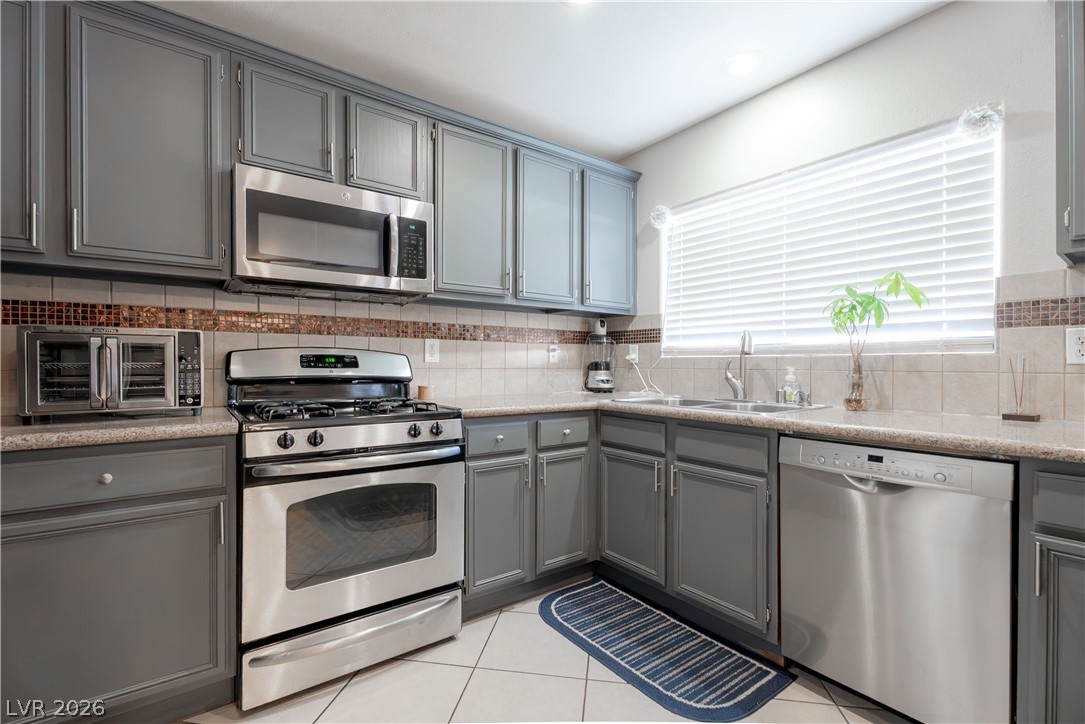 7578 Hope Valley Street Las Vegas NV 89139
