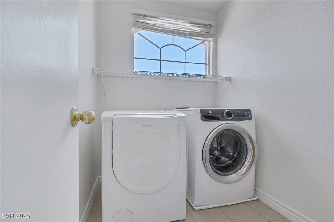 8756 Harvest Valley Avenue Las Vegas NV 89129